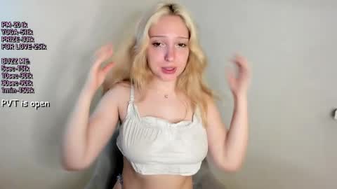 Honey and Misa online show from 04/04/26, 10:40