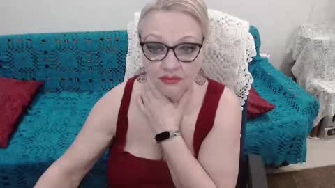 Honey Lady online show from 12/05/25, 10:02