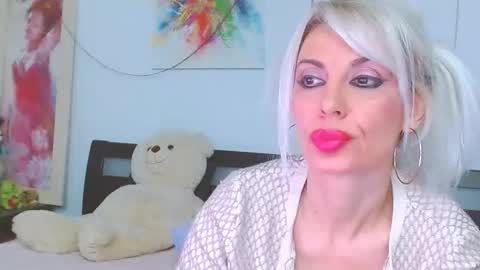 honey_lara online show from 01/09/26, 09:49