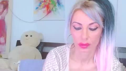 honey_lara online show from 03/15/26, 08:26