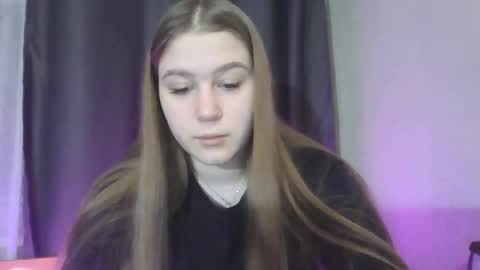 honey_lolaaa online show from 12/16/25, 03:17