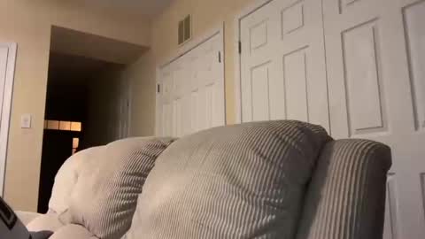 honey_man14 online show from 12/19/24, 05:07