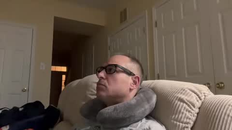 honey_man14 online show from 01/05/25, 01:13