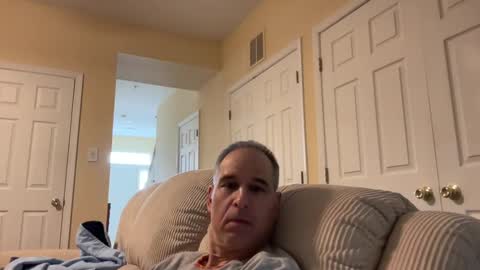 honey_man14 online show from 01/13/25, 07:31