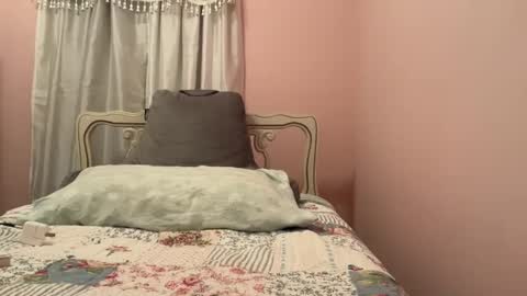 honey_man14 online show from 09/28/25, 11:26