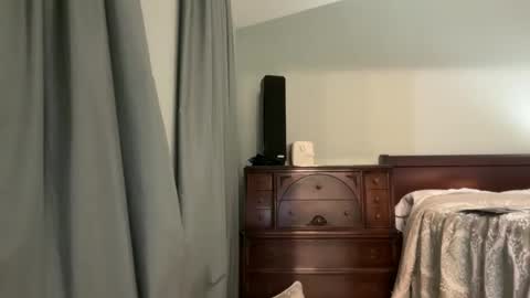 honey_man14 online show from 05/08/26, 03:17