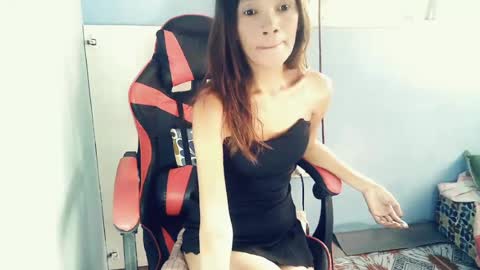 Snapshot of honey_mollyxx chatting on 07/12/26, 11:40 honey_mollyxx online show from 07/12/26, 11:40
