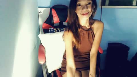 Snapshot of honey_mollyxx chatting on 08/03/26, 11:15 honey_mollyxx online show from 08/03/26, 11:15