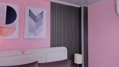 honey_sofii_ online show from 10/01/25, 11:49