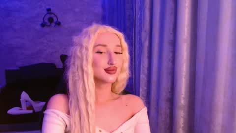 honey_sunset online show from 12/20/25, 11:12