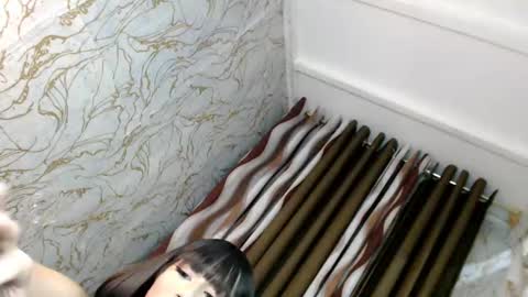 Snapshot of honey_swellens chatting on 02/10/26, 04:00 honey_swellens online show from 02/10/26, 04:00