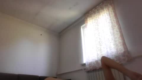 Snapshot of honey_yuzu chatting on 06/23/26, 05:27 honey_yuzu online show from 06/23/26, 05:27