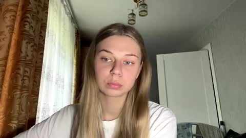 Klara online show from 05/31/26, 10:00