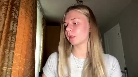 Klara online show from 06/01/26, 12:07