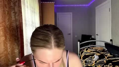 Klara online show from 06/28/26, 10:10