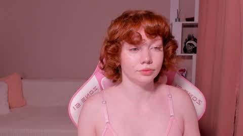 honeyautumn online show from 01/13/25, 11:49