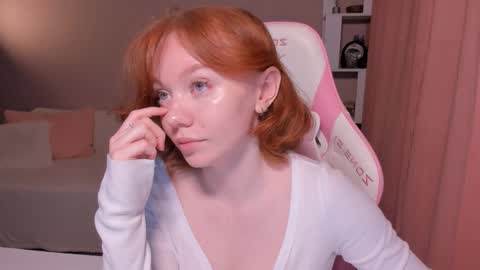 honeyautumn online show from 03/11/25, 12:44