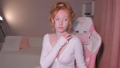 honeyautumn online show from 10/02/25, 11:34