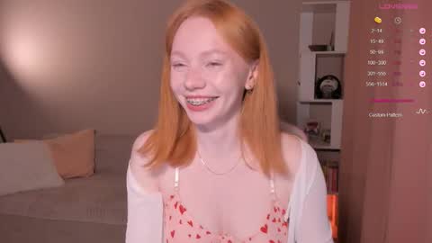 honeyautumn online show from 10/21/25, 10:32