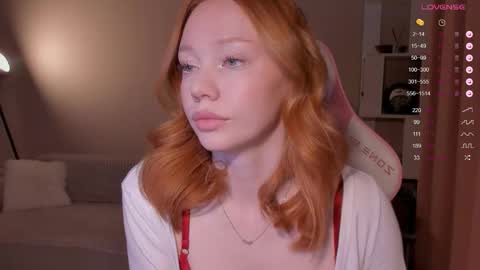 honeyautumn online show from 12/21/25, 11:45