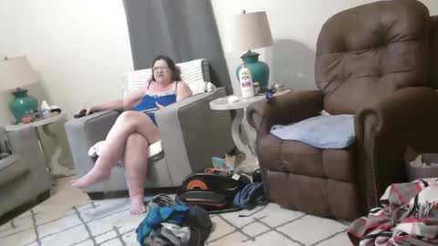 Snapshot of honeybuns344636 chatting on 03/07/25, 11:18 Honey online show from 03/07/25, 11:18