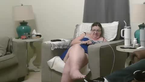 Snapshot of honeybuns344636 chatting on 03/09/25, 09:14 Honey online show from 03/09/25, 09:14