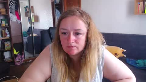 HoneydewMolly online show from 04/02/26, 12:03