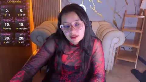 Snapshot of honeydoll_tf chatting on 06/11/26, 12:32 honeydoll_tf online show from 06/11/26, 12:32