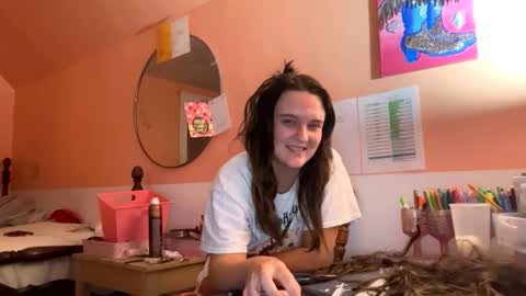 HoneyDrippinBunny online show from 11/08/25, 09:20