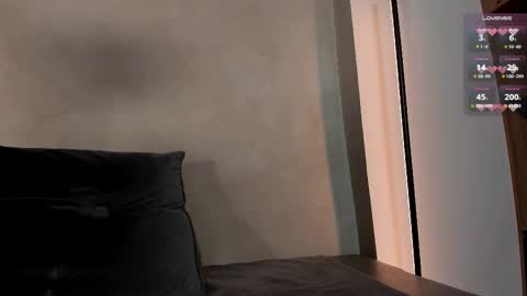 Snapshot of honeyhot69__ chatting on 02/15/26, 11:41 Sofia independent model online show from 02/15/26, 11:41