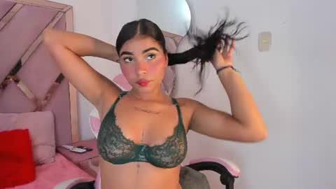 Snapshot of honeyht chatting on 07/05/26, 12:34 honeyht online show from 07/05/26, 12:34