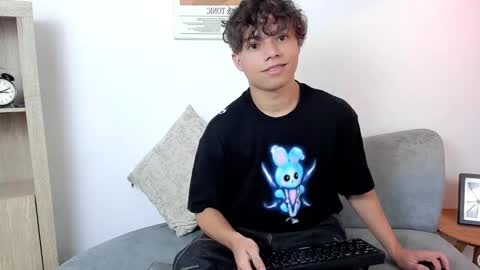 honeymoon_sariel online show from 02/22/26, 01:31