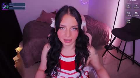       online show from 10/27/25, 08:46