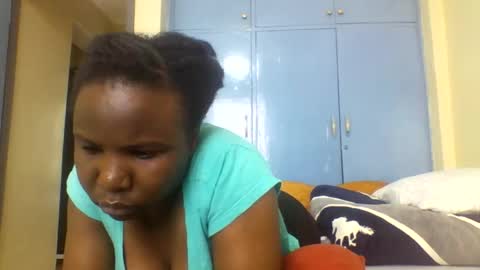 Honeymuny online show from 11/02/25, 08:39