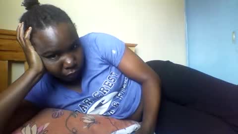 Honeymuny online show from 11/16/25, 05:57