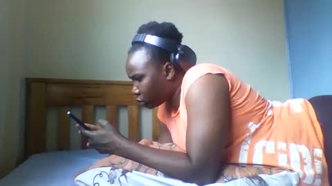 Honeymuny online show from 11/21/25, 08:46