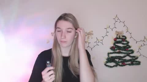 honeyveil online show from 01/07/26, 12:40