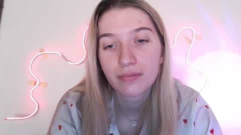 honeyveil online show from 04/02/26, 10:57