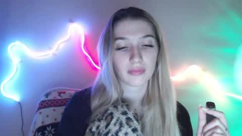 honeyveil online show from 04/09/26, 07:30