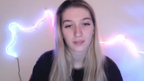 honeyveil online show from 04/10/26, 01:27