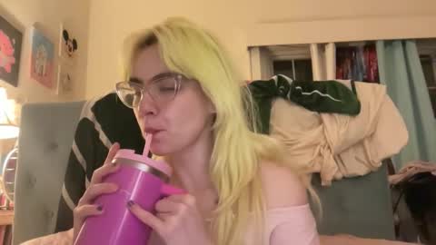 Emi Rose online show from 02/22/26, 06:57