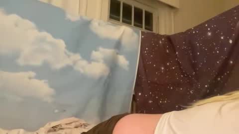 Emi Rose online show from 05/15/26, 05:58