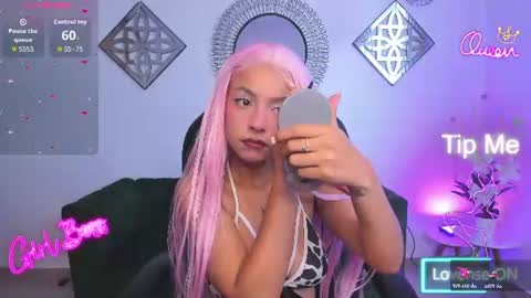 Snapshot of honeyy_taylor chatting on 07/24/26, 02:59 honeyy_taylor online show from 07/24/26, 02:59