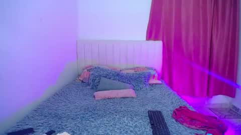 ONLYFANS online show from 06/01/26, 09:05