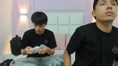 hoot_booys_ online show from 01/15/26, 09:29