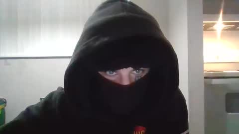 Snapshot of hopsononeleg chatting on 01/08/26, 10:01 hopsononeleg online show from 01/08/26, 10:01