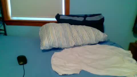 Snapshot of hornemike127 chatting on 02/08/25, 03:21 hornemike127 online show from 02/08/25, 03:21