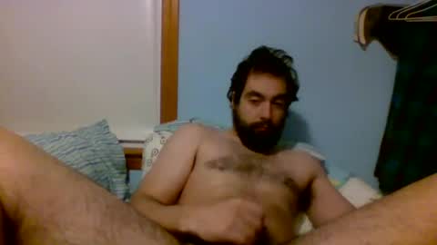 Snapshot of hornemike127 chatting on 02/13/25, 01:40 hornemike127 online show from 02/13/25, 01:40