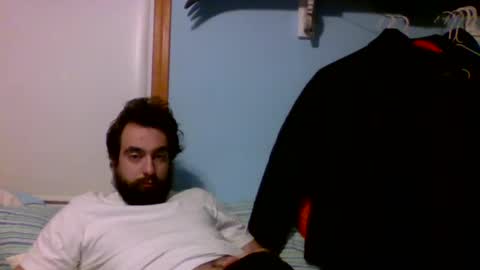 Snapshot of hornemike127 chatting on 02/28/25, 01:58 hornemike127 online show from 02/28/25, 01:58