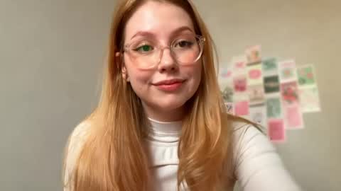 Snapshot of horney_audrey chatting on 04/21/26, 02:51 Audrey online show from 04/21/26, 02:51